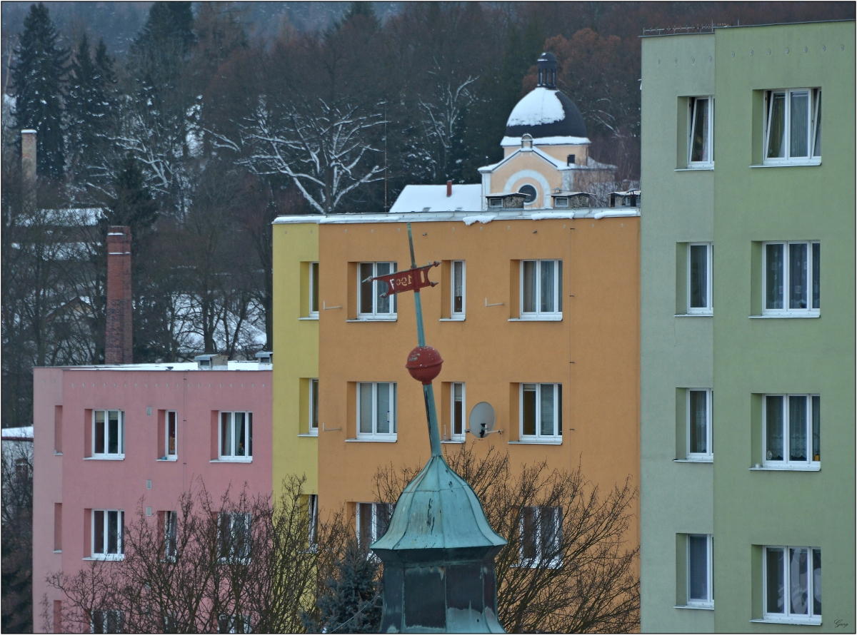 Z balkonu teleobjektivem